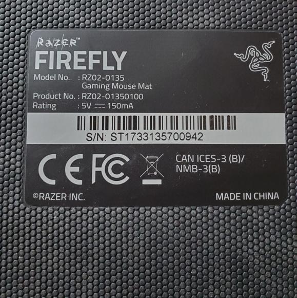 Razer - Firefly Gaming Mouse Pad with RGB Lighting - Black - Picture 9 of 9